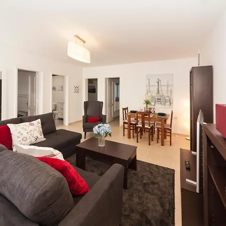 Luxury Sea Front Iii