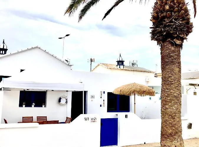 Daire Luxury Sea Front Iii *