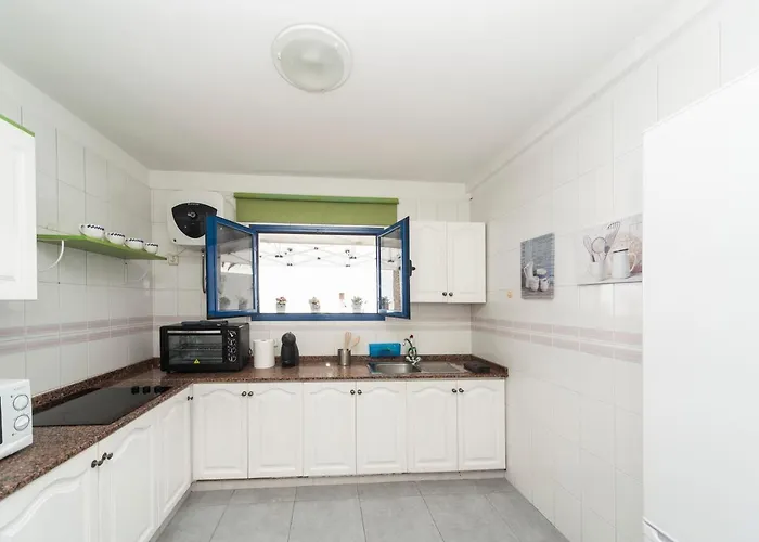 Luxury Sea Front Iii *